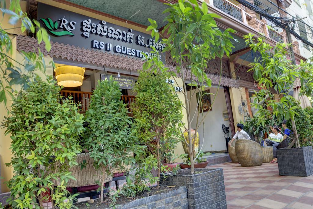 Rs II Guesthouse Phnom Penh Exterior photo